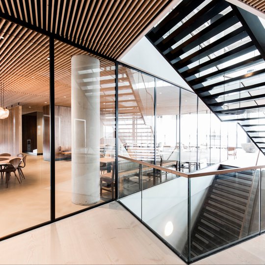 Architect-Interior-Design-Offices-European-HQ-Calvin-Klein-Tommy-Hilfiger-kantoren-Amsterdam-Houthavens-MVSA-p2.jpg